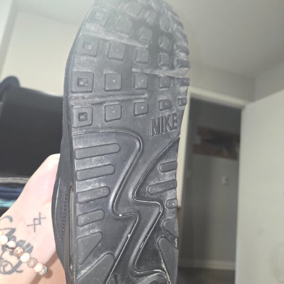 MENS Nike Air Max 90 Size 12- Black on Black on Black - Picture 5 of 6